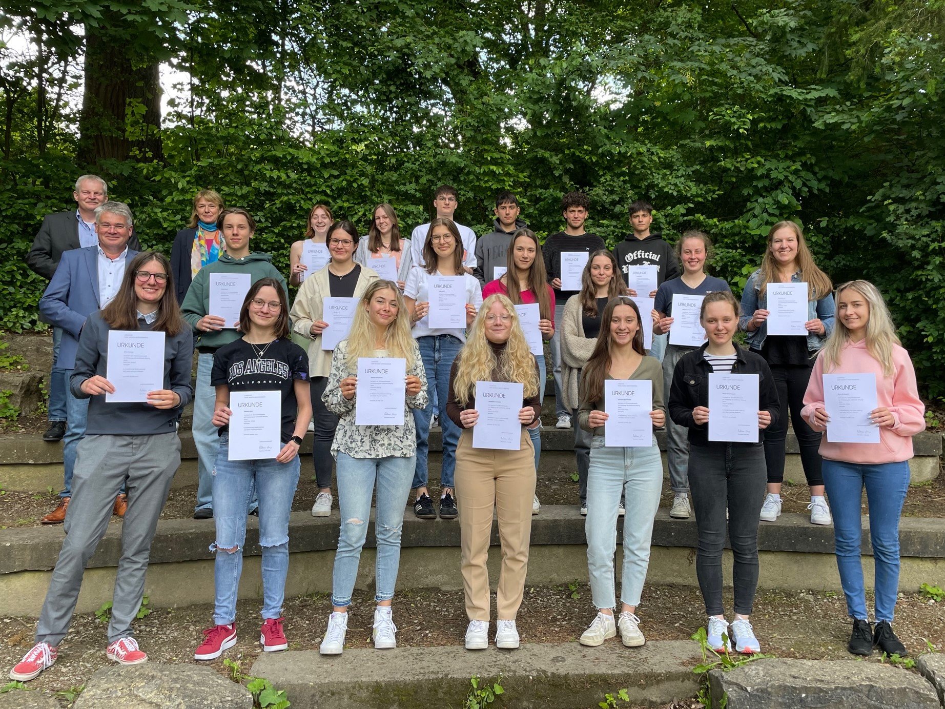 Preisträgerinnen und Preisträger des Schülerwettbewerbs des Landtages 2022